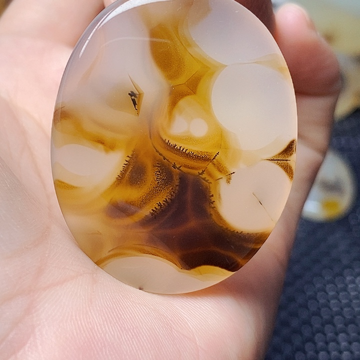 玛瑙/玉髓未镶嵌珠宝半成品