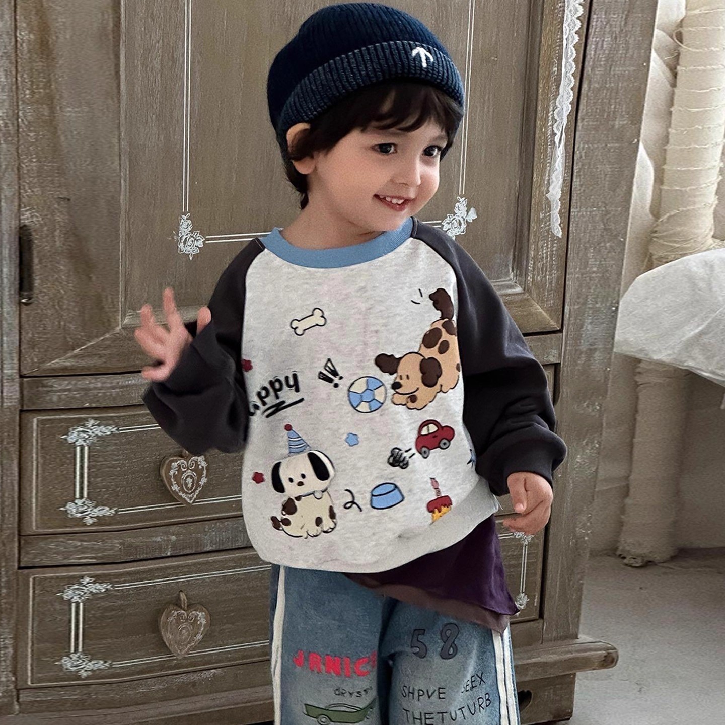 韩版童装男童秋装卫衣儿童2025新款时髦洋气酷帅百搭涂鸦卡通长袖