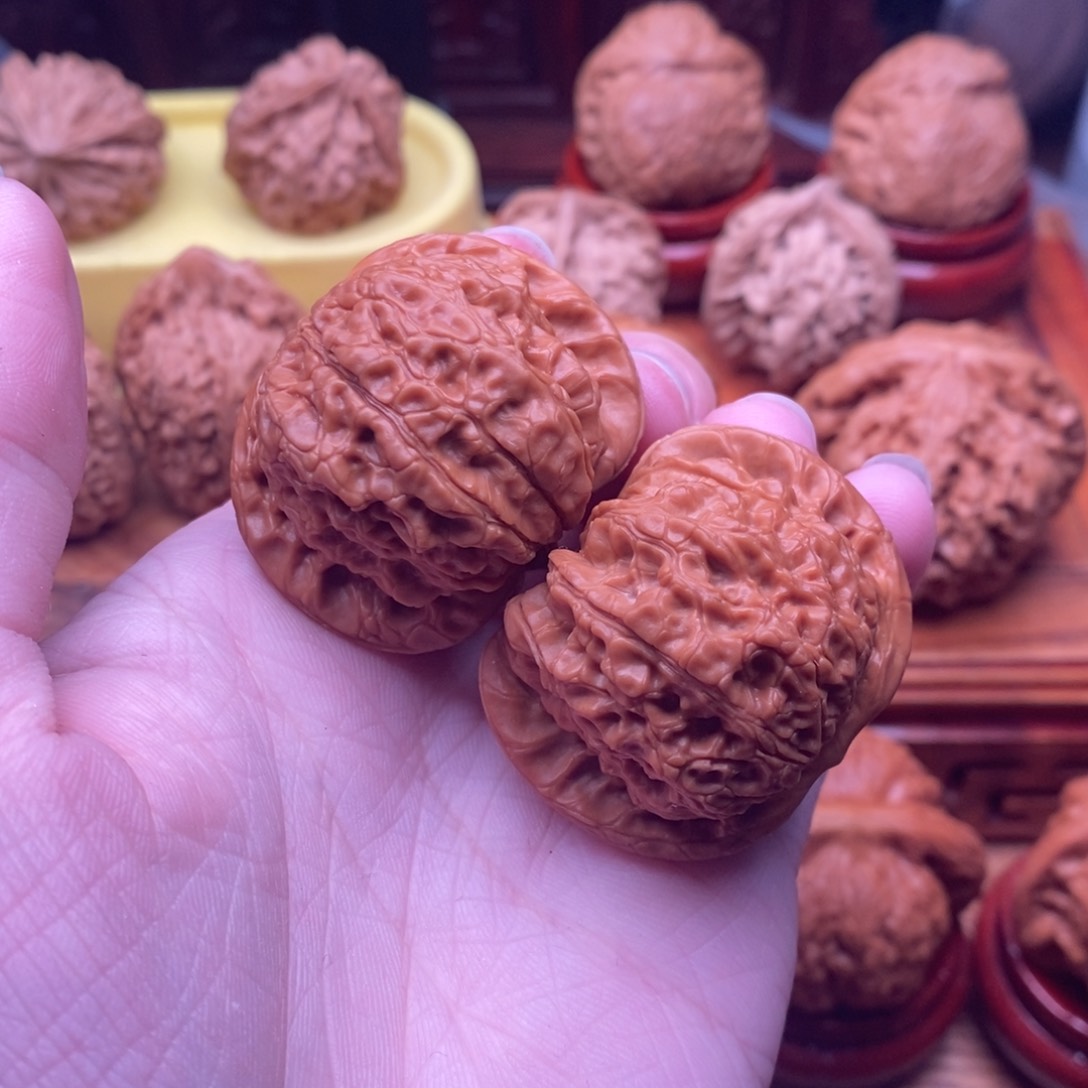 文玩核桃吊坠R****丶血麒麟39