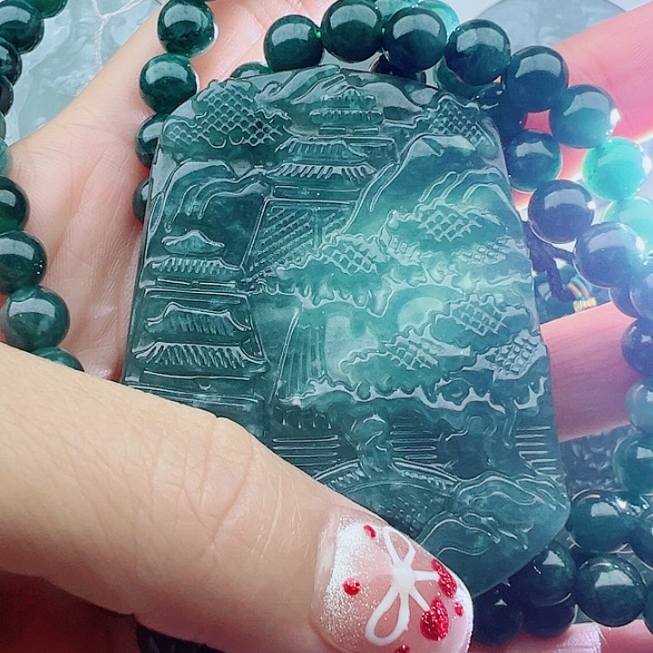 翡翠吊坠(不含链)未镶嵌