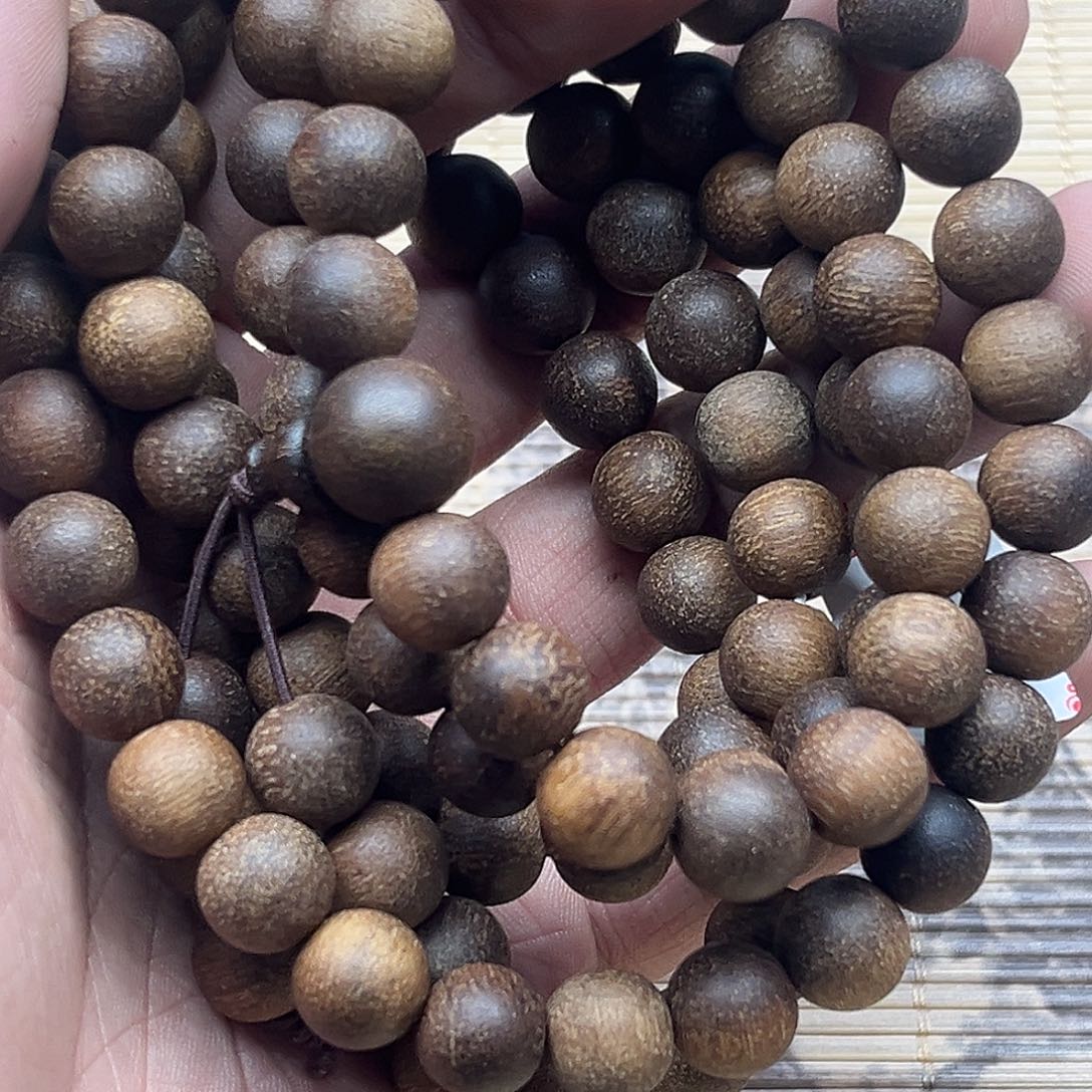 沉香碎屑沉香昆仑梅格