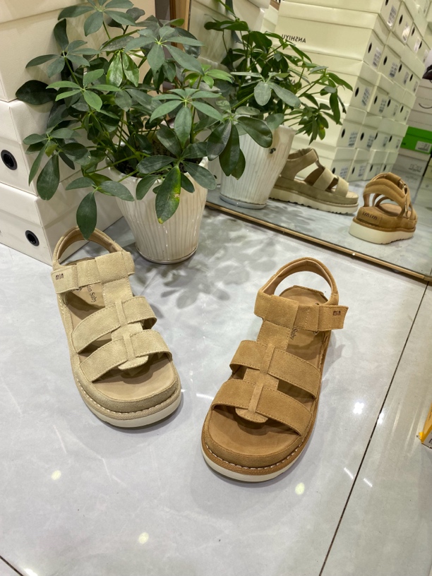 淘鞋馆52183233真皮新款时尚百搭潮流舒适轻便软底勃肯凉鞋