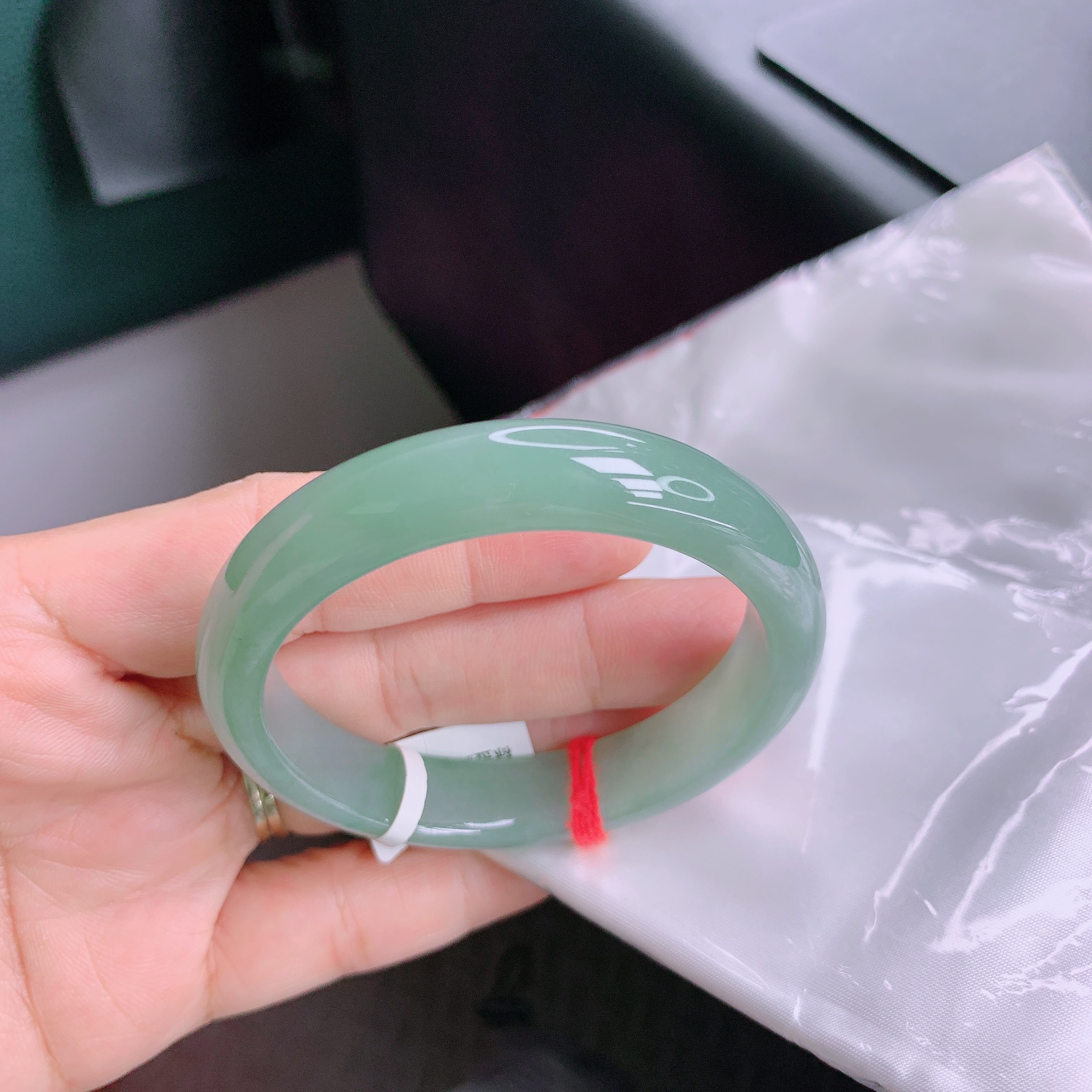 缅甸天然翡翠Ａ货正圈55