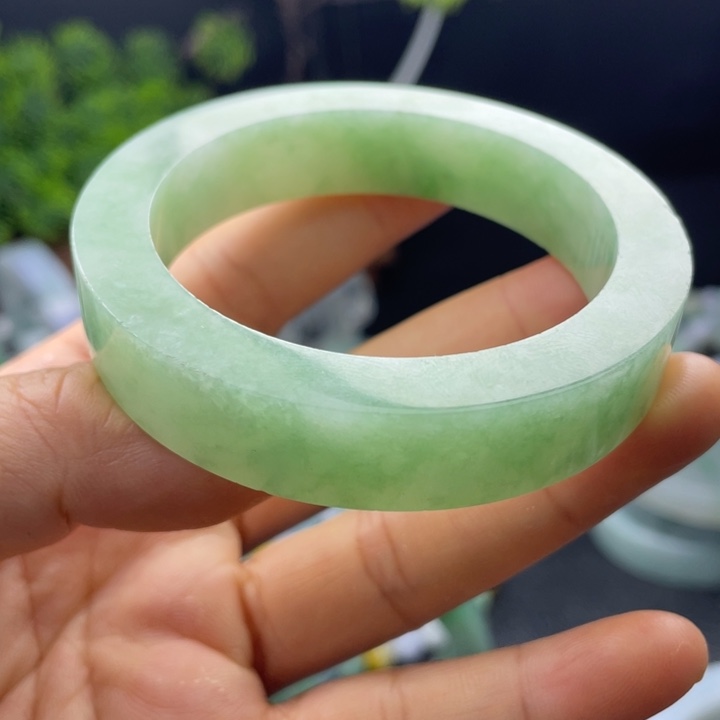 定制翡翠不退不换未镶嵌