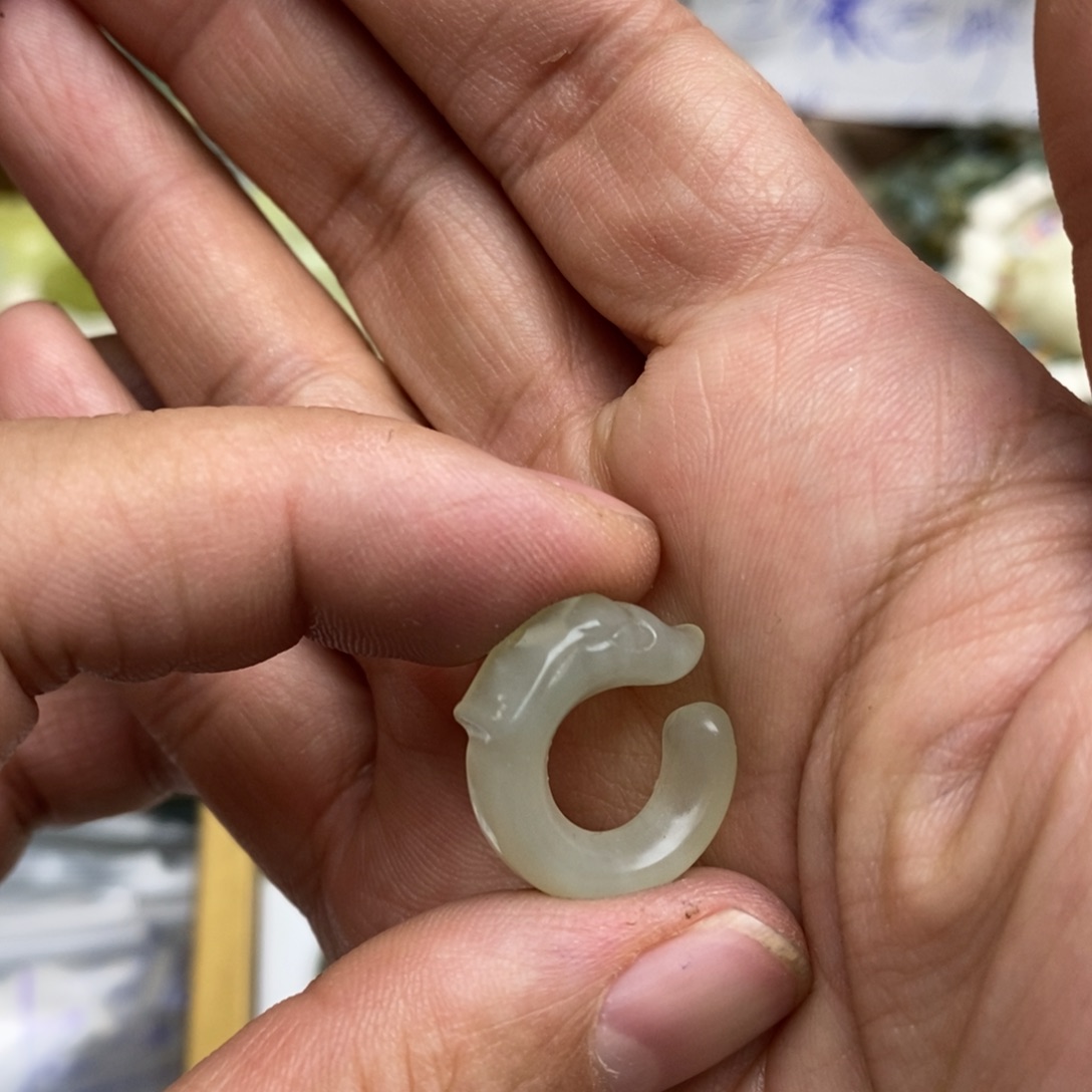 岫玉岫玉挂件未镶嵌