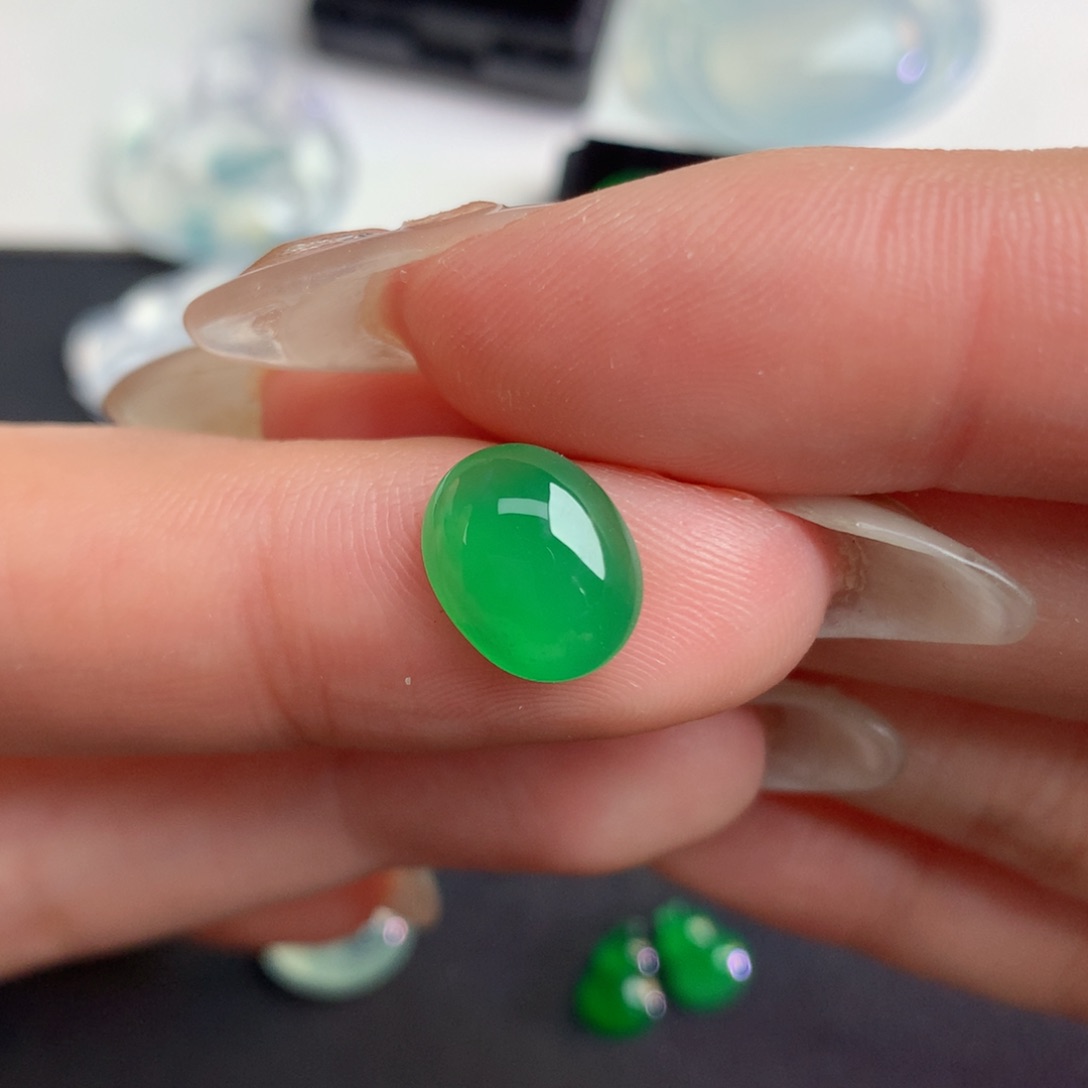 翡翠裸石10.5/8.4/3.9