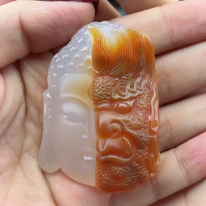 玛瑙手饰未镶嵌一**间