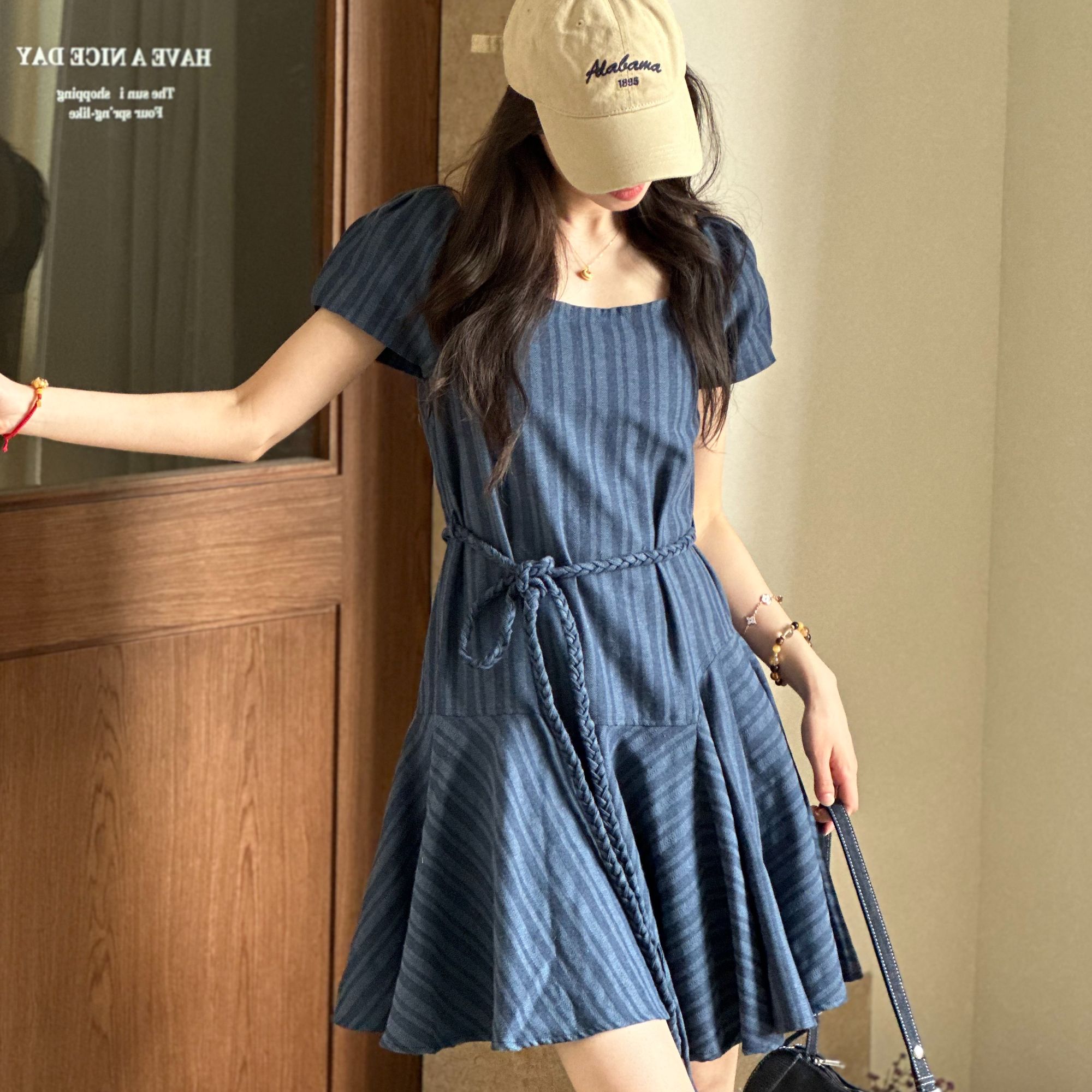 韩货-【啊丽塔~】初夏简约复古慵懒休闲设计感连衣裙/5002X