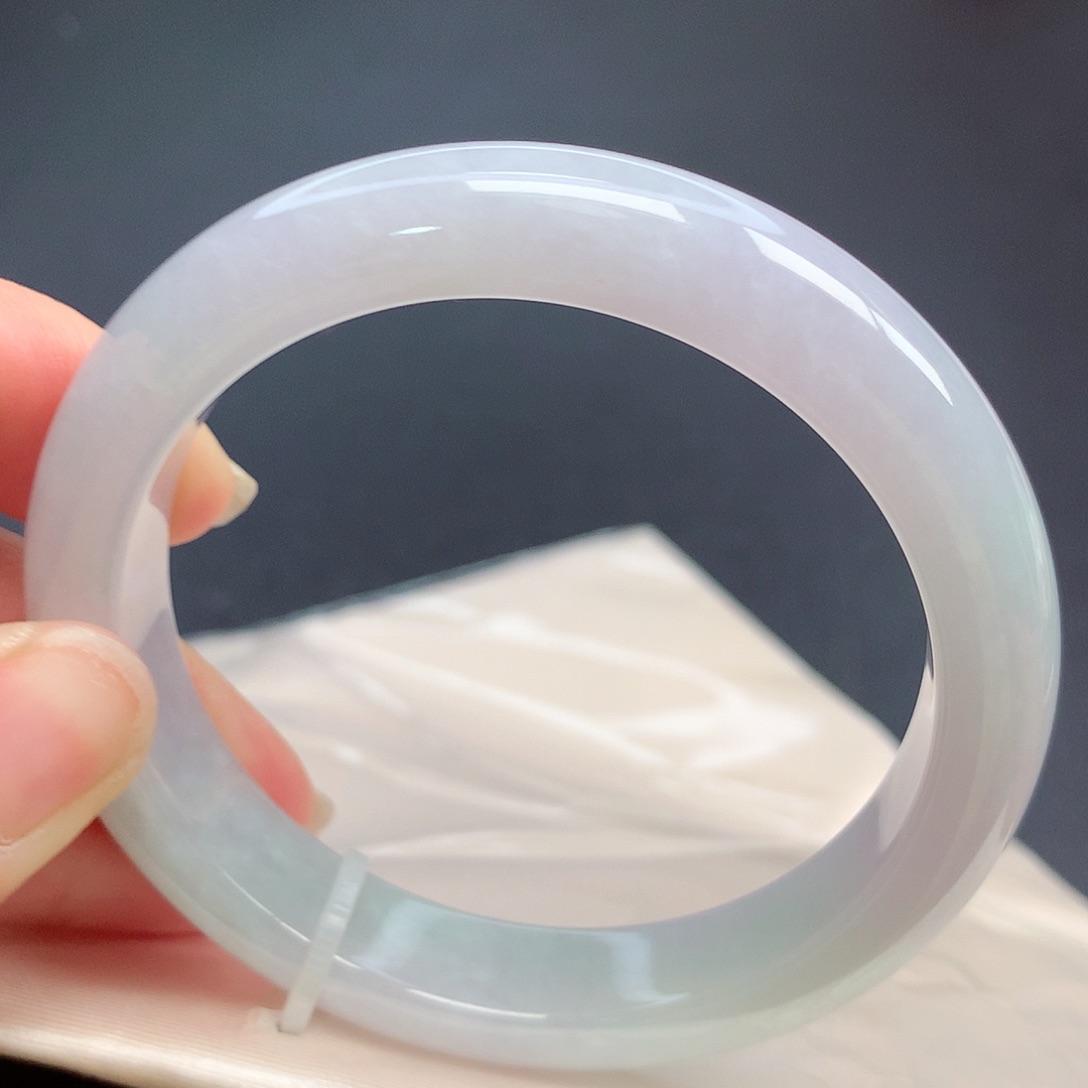 翡翠手镯未镶嵌05n n n n n n n