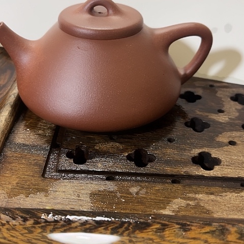 紫砂茶壶雅*红清人子冶180c c