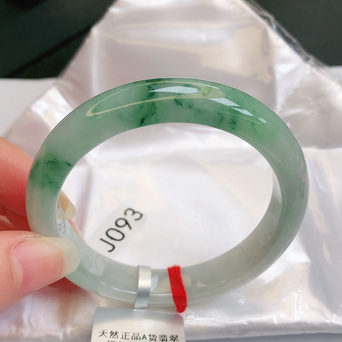 【闪购商品】翡翠手镯未镶嵌缅甸天然a货翡翠