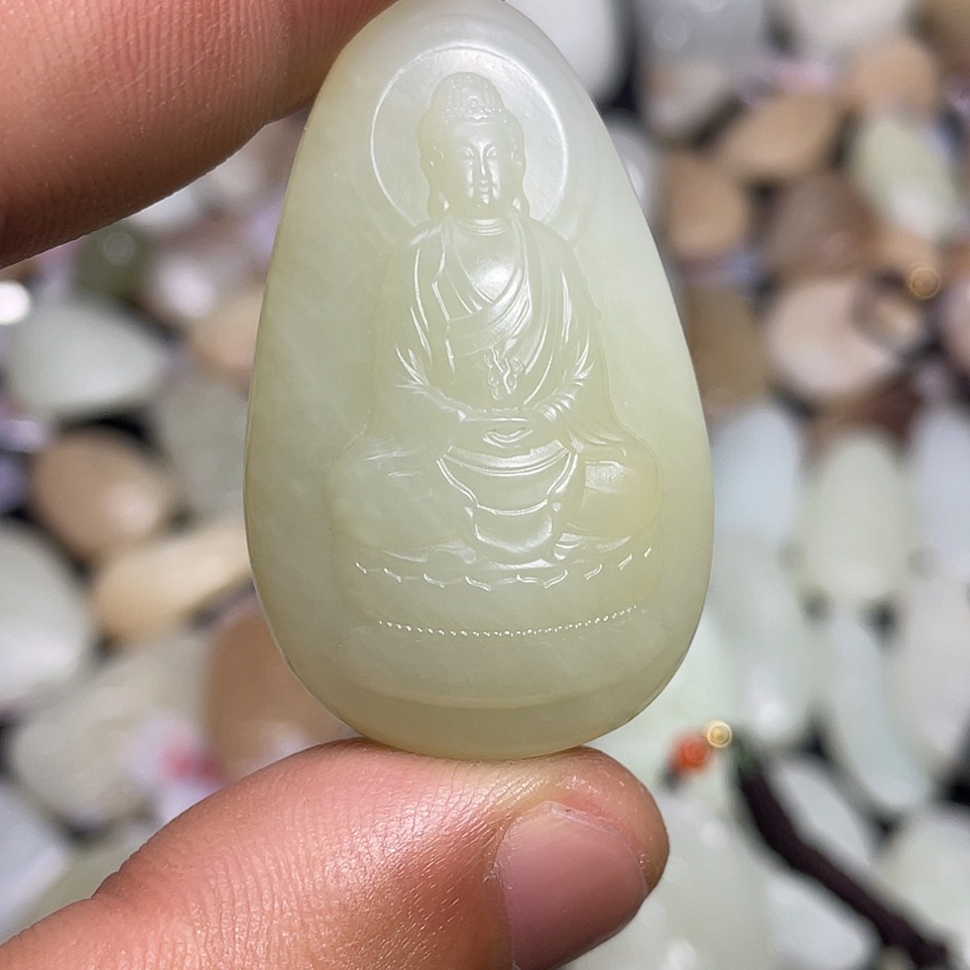 〝***〞和田玉（糖玉）未镶嵌吊坠(不含链)吊坠