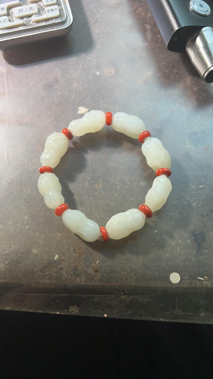 白玉菩提手串原石雕刻白菜