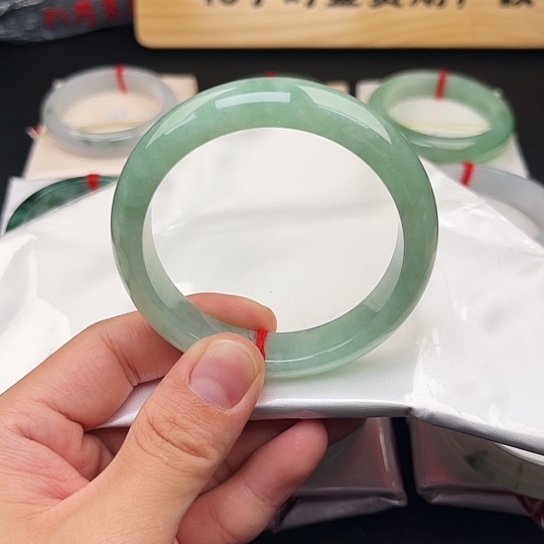 未镶嵌手镯翡翠手镯-8