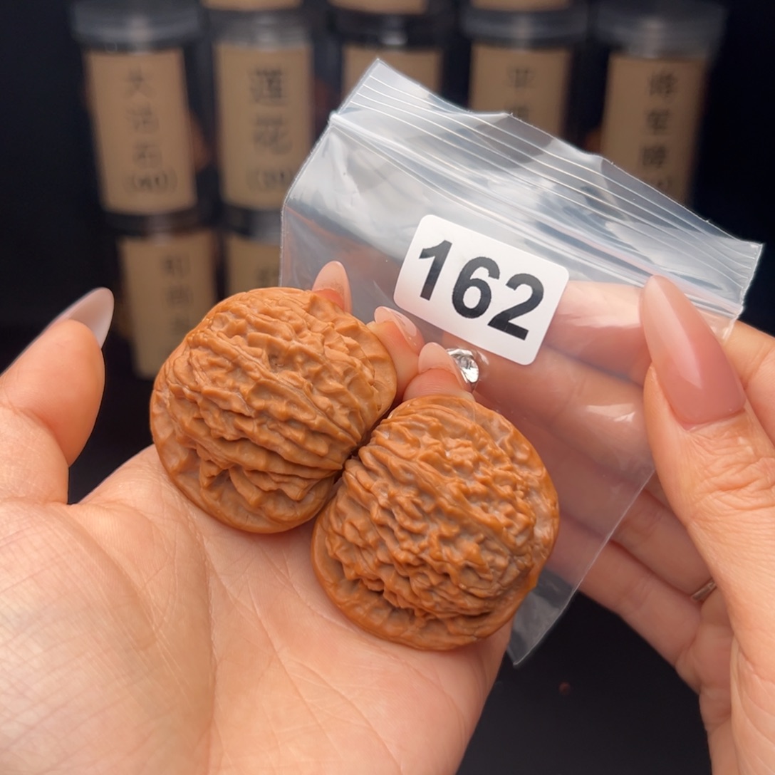风***吹文玩核桃吊坠四座楼