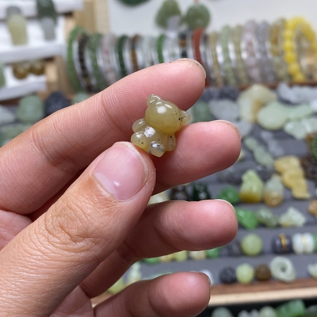 和田玉颈饰未镶嵌?***?