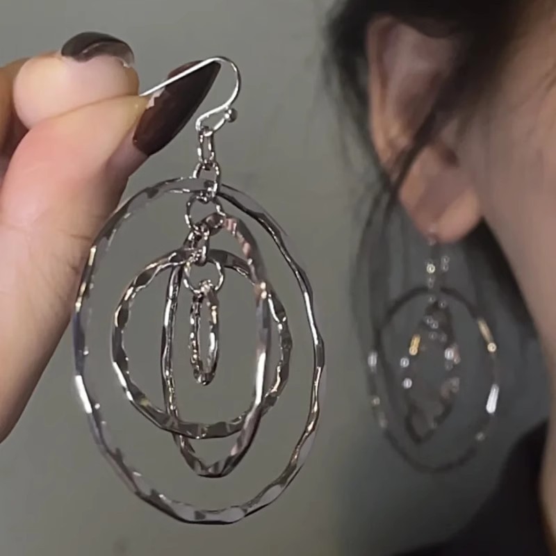 合金耳饰 19 复古欧美夸张多层锤纹耳钩冷淡风时尚耳环女圆