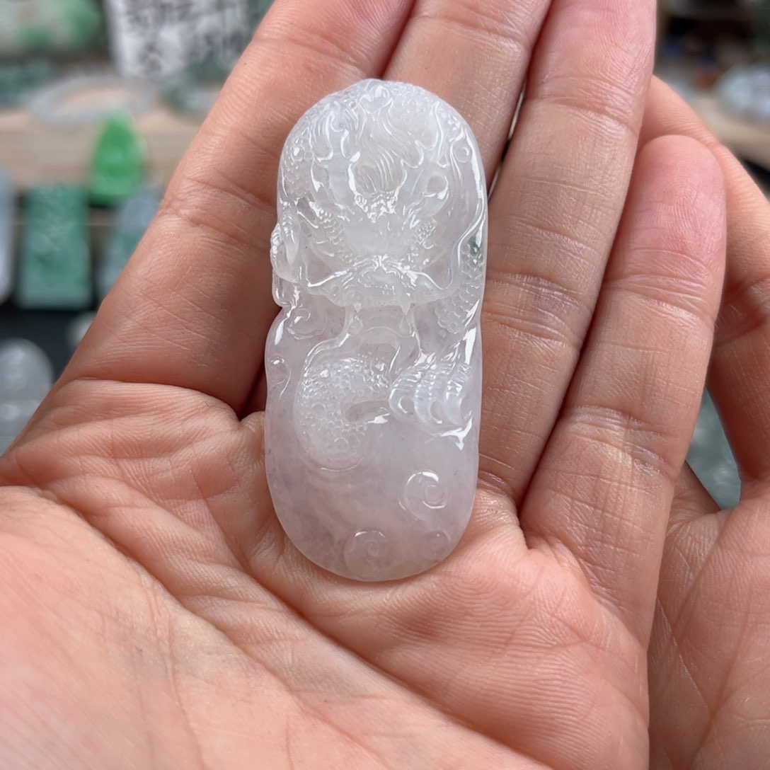 翡翠颈饰未镶嵌龙牌缅甸天然Ａ货翡翠老坑料