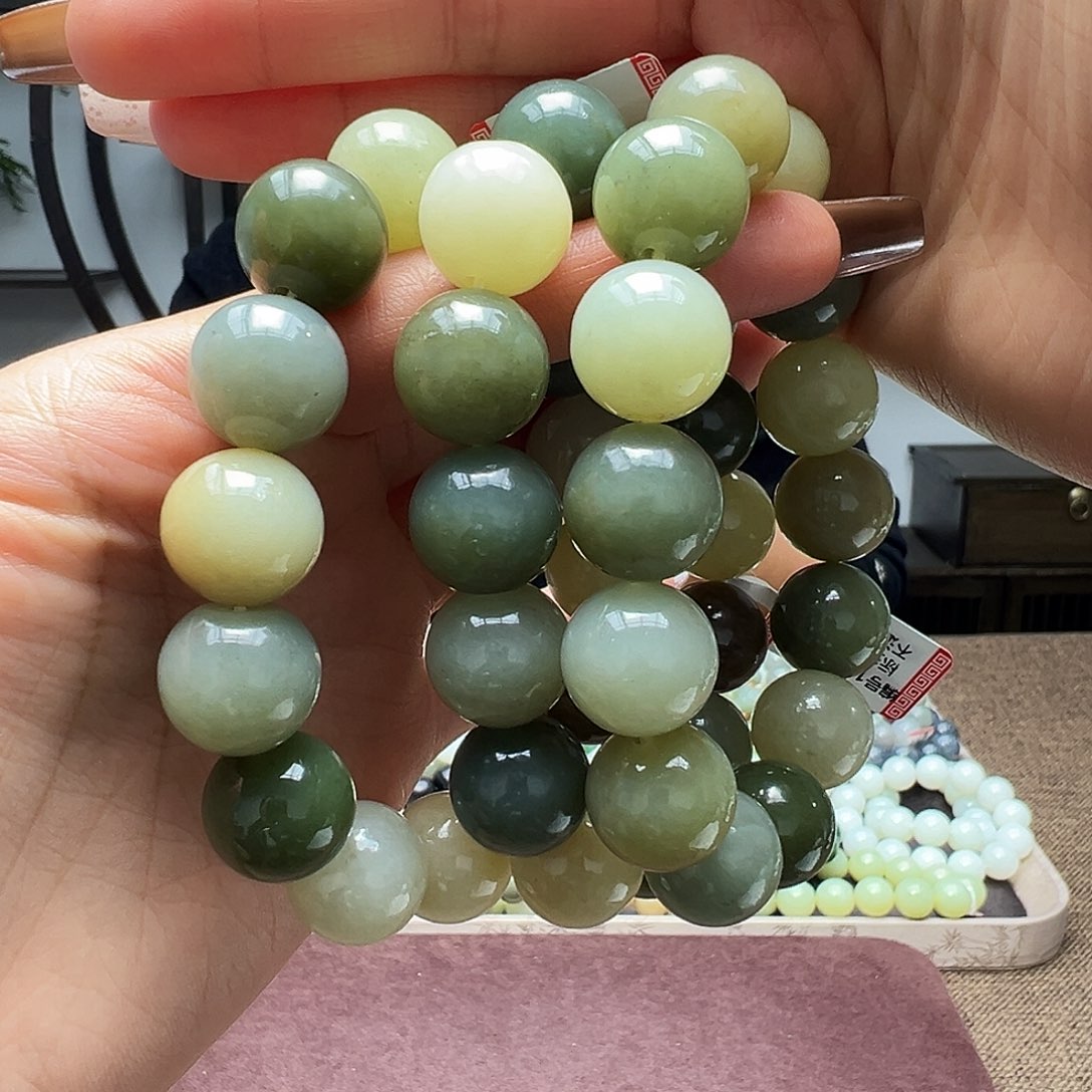 和田玉未镶嵌手链16多宝多样性发其一