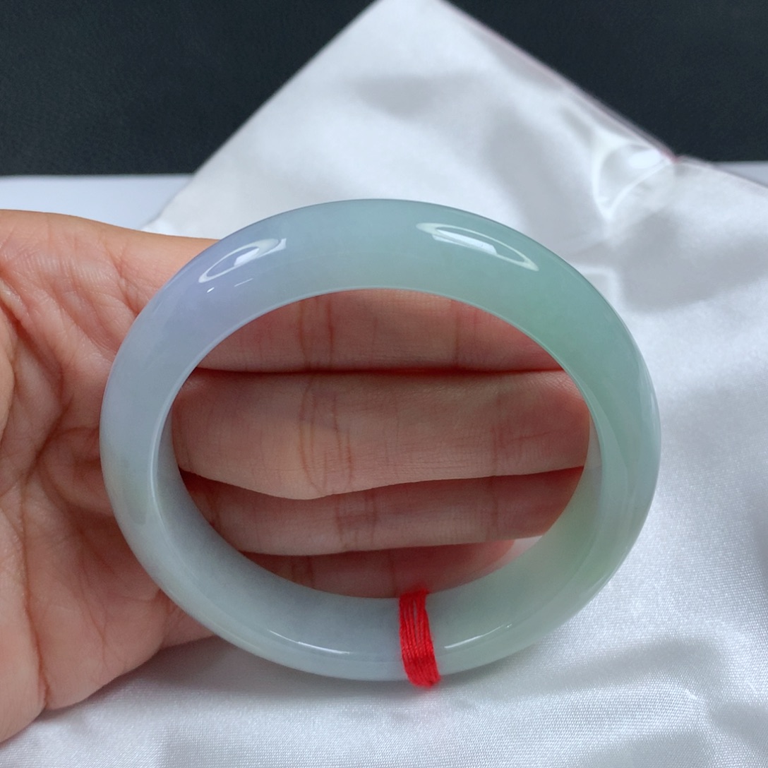 翡翠手镯未镶嵌观****玉天然58圈