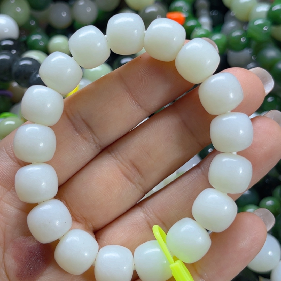 手链未镶嵌和田玉