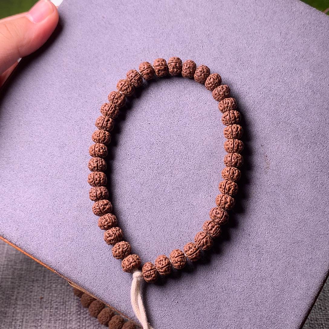 该***炎吊坠金刚菩提老树王