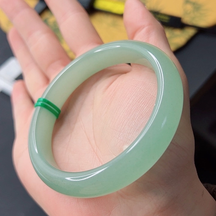 石英质玉手镯未镶嵌450-62