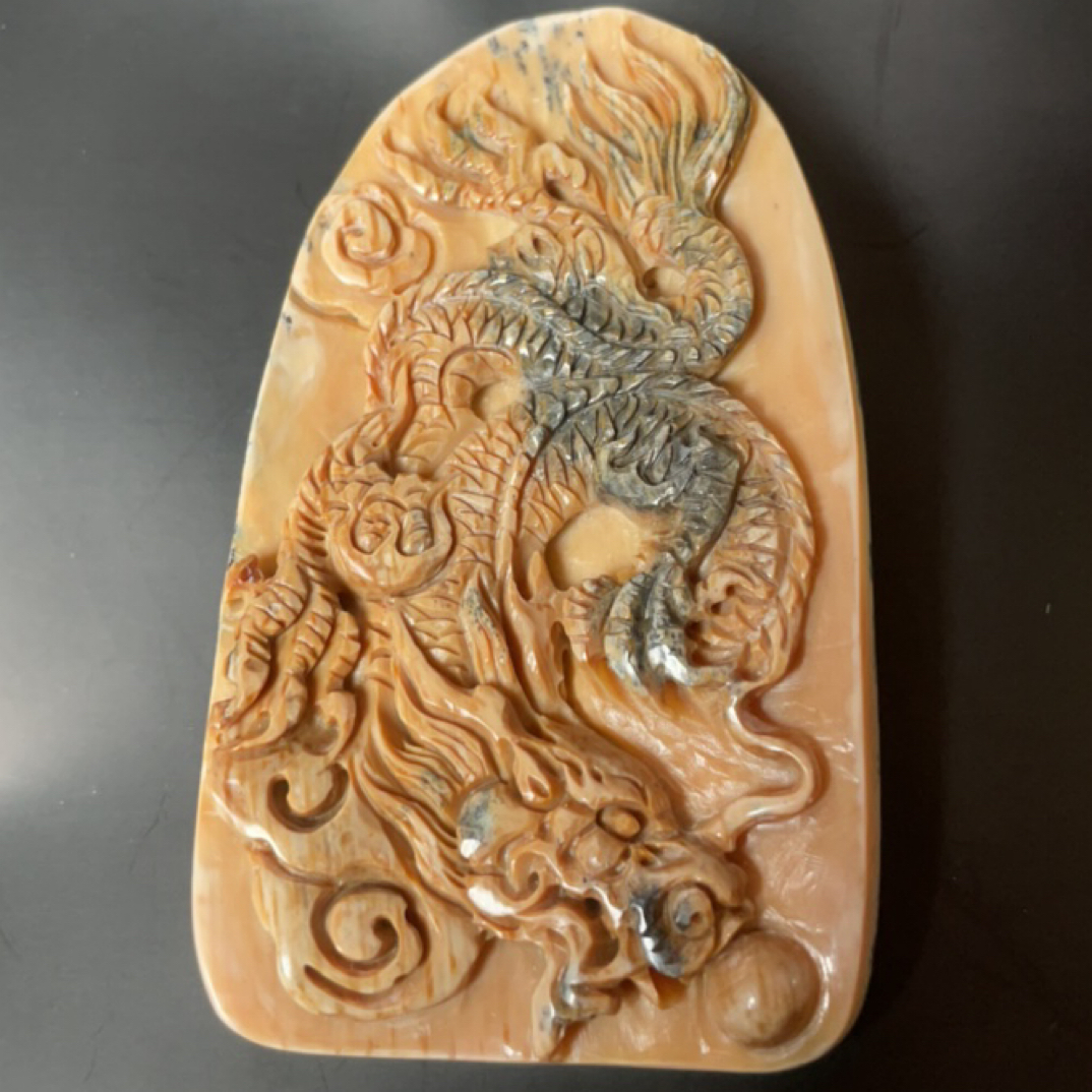 猛犸约36克雕刻件，YJT34