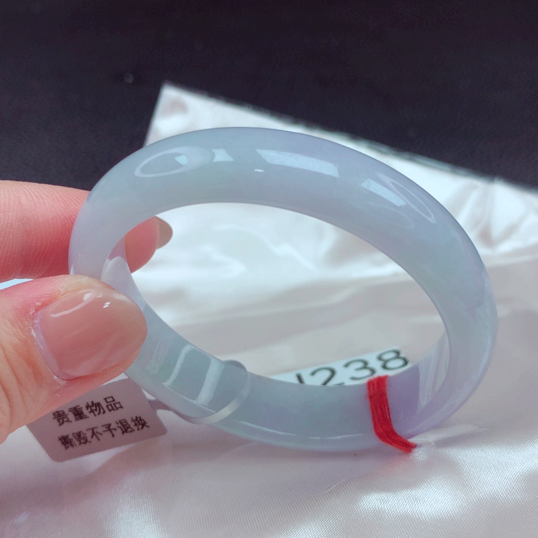 翡翠手镯未镶嵌手镯88