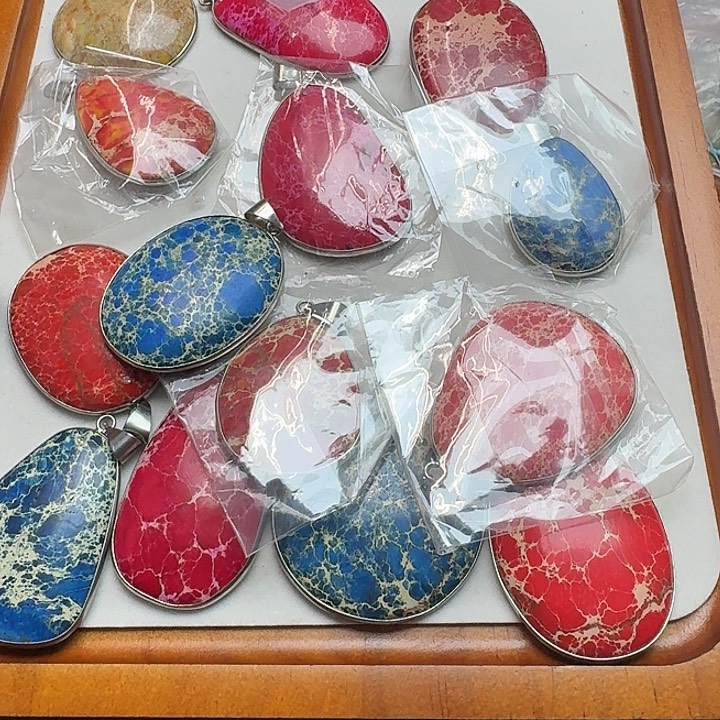 玛瑙/玉髓未镶嵌珠宝半成品一个帝王石大吊坠