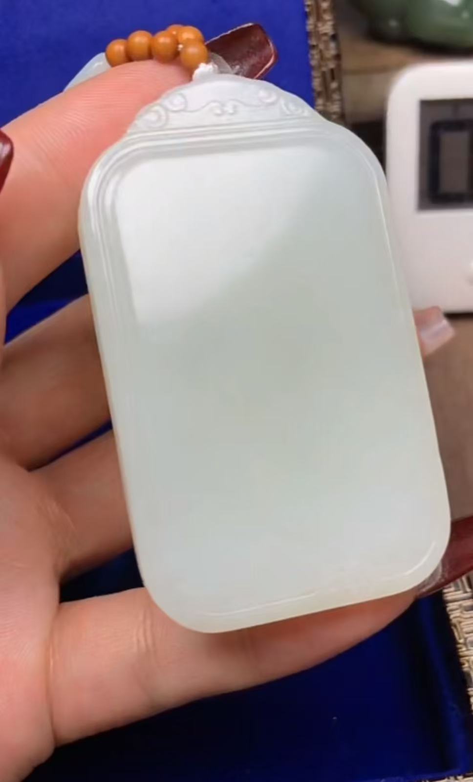 和田玉山料 挂件 菲菲