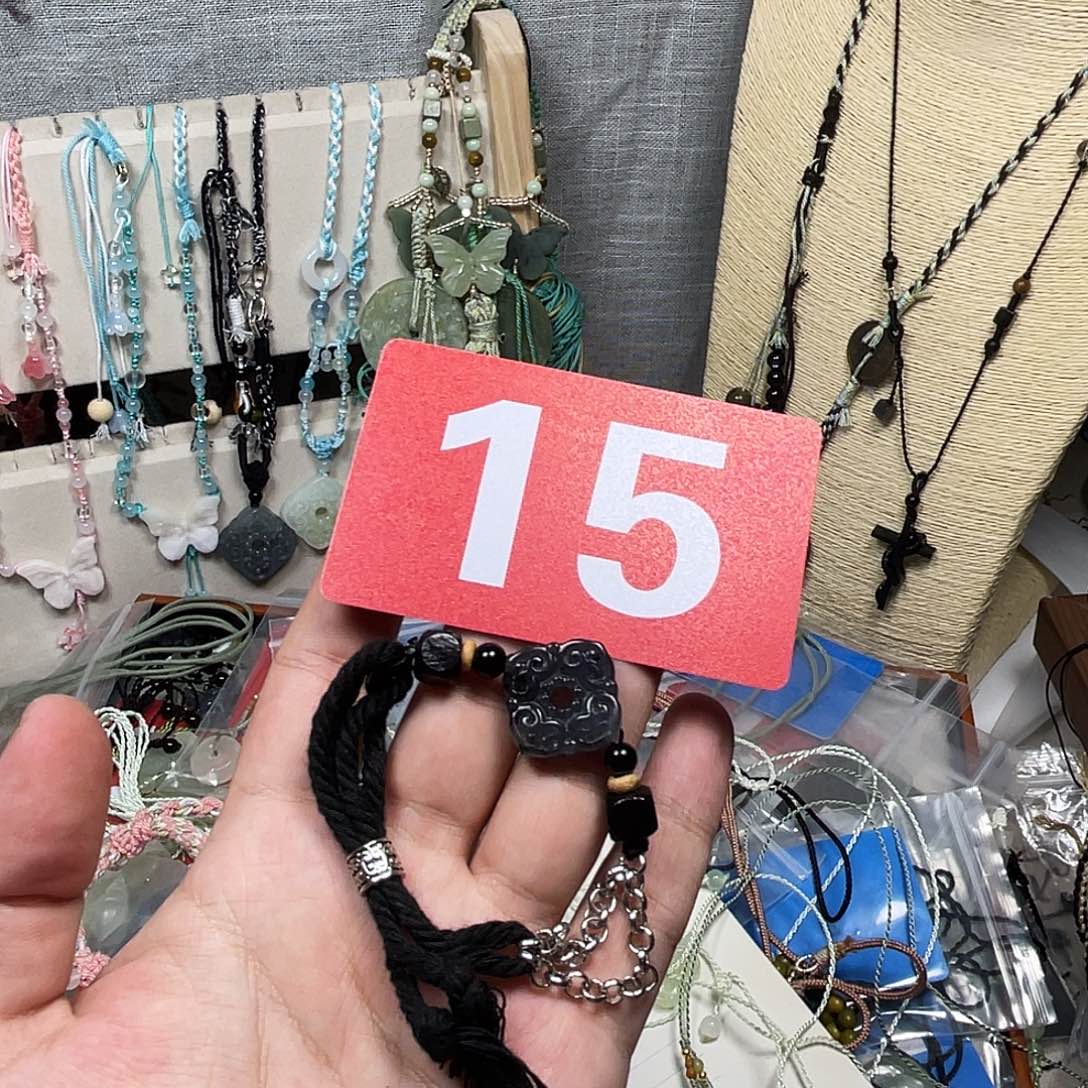 蛇纹石玉合金颈饰