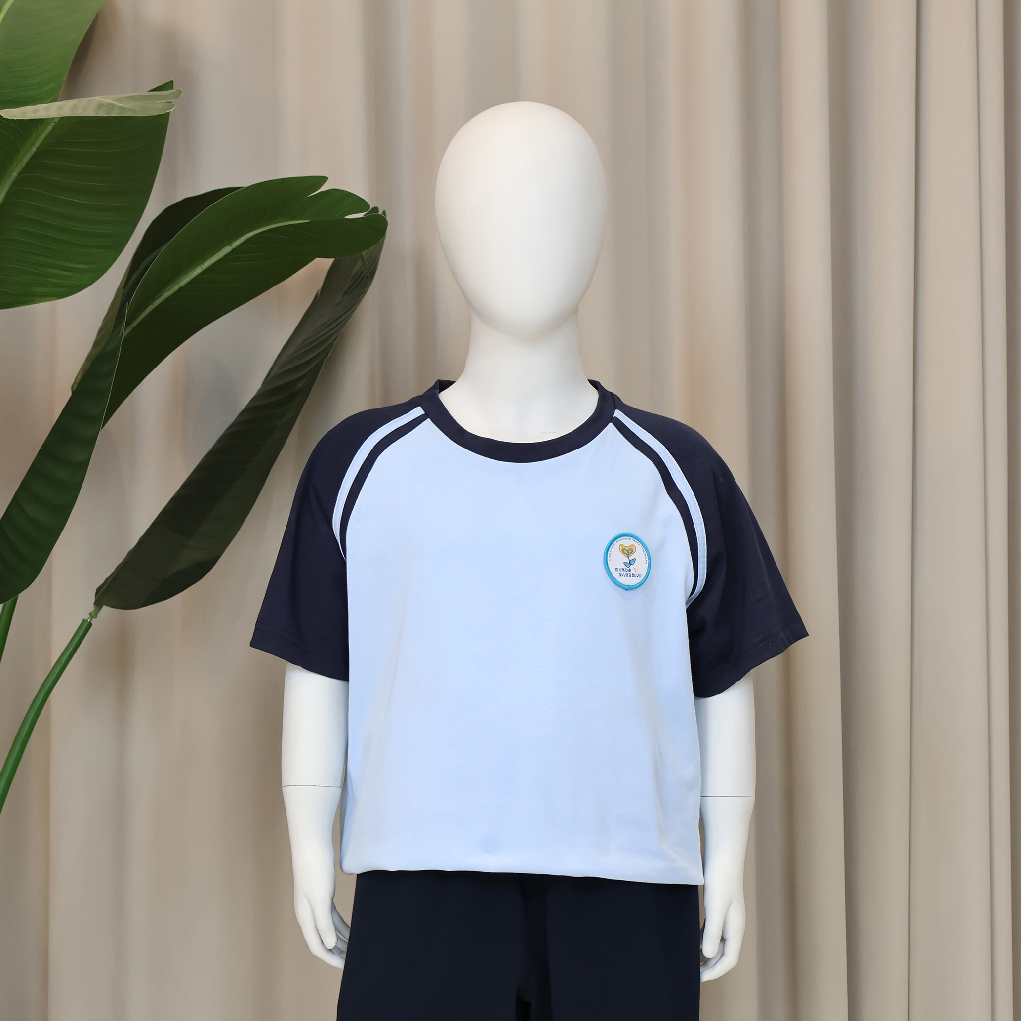 八教幼儿园运动短T