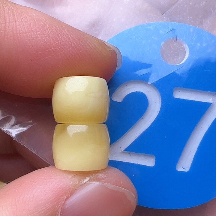 蜜蜡裸石未镶嵌9m m