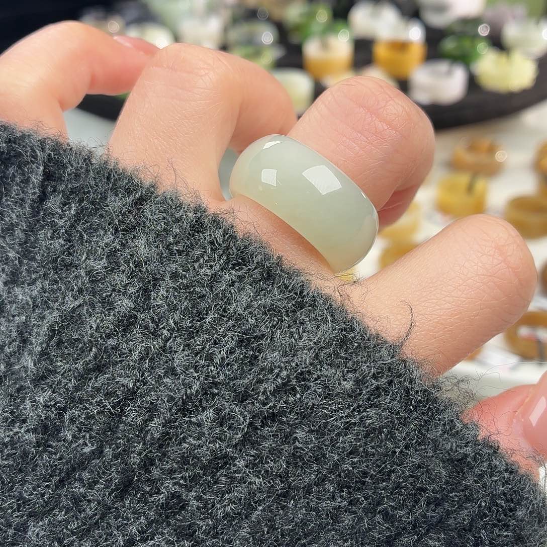 和田玉未镶嵌戒指S48冰蓝轮胎18.2