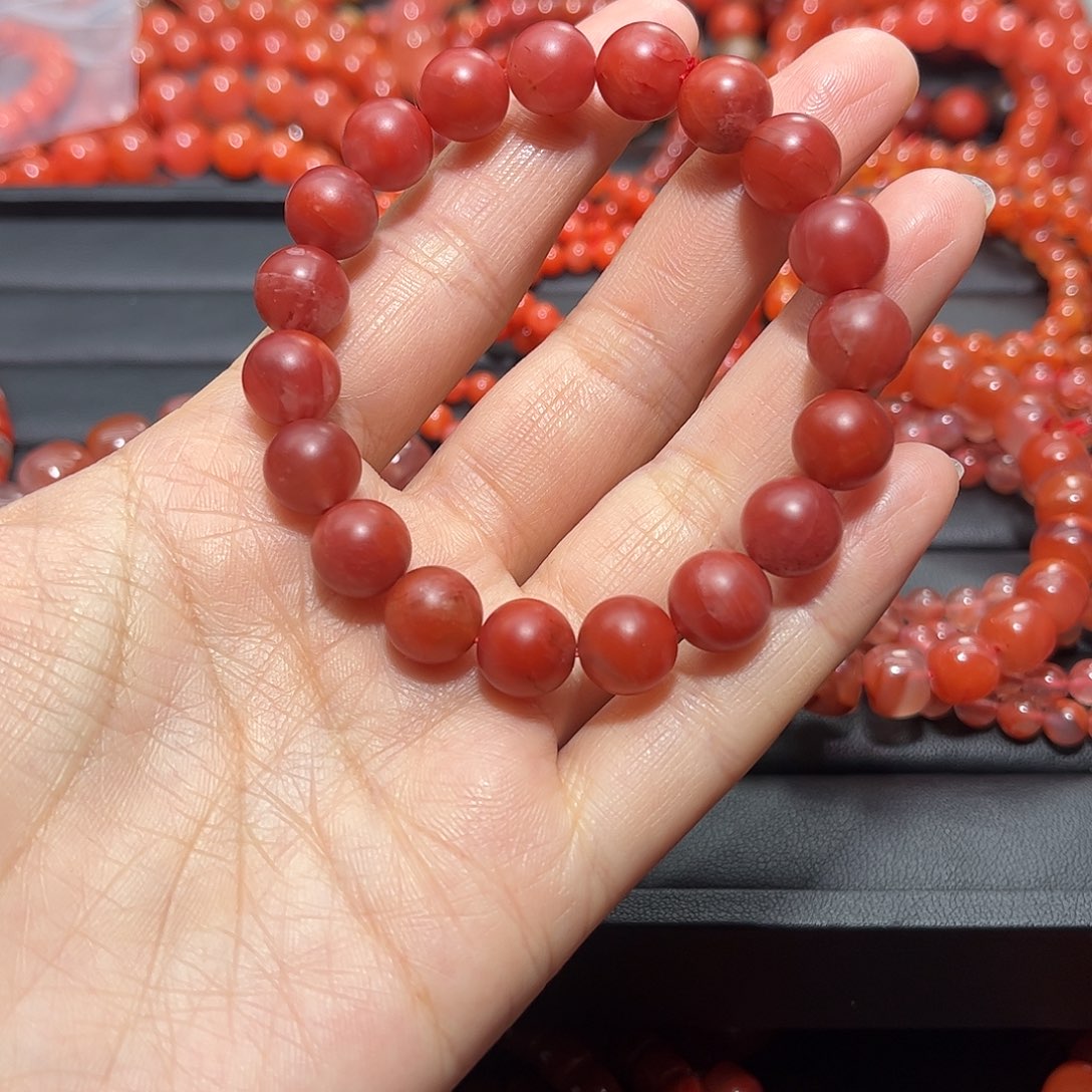 南红玛瑙手链未镶嵌