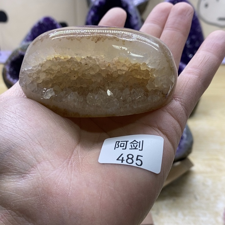 未镶嵌水晶大型摆件（非配饰）