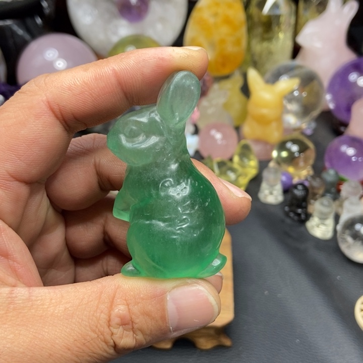 水晶摆件未镶嵌小兔子