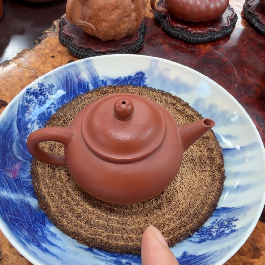 茶壶紫砂140毫升朱泥水平