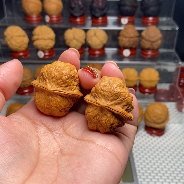 文玩核桃把件荷叶金蟾38