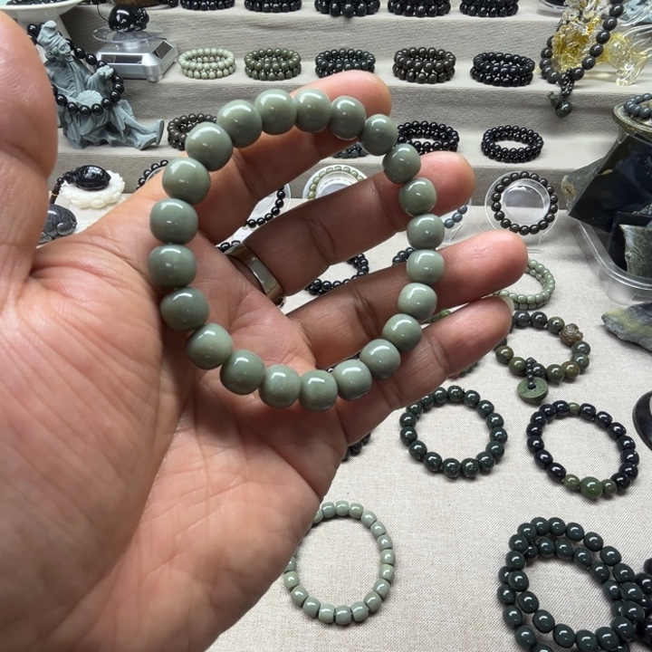 和田玉未镶嵌手链