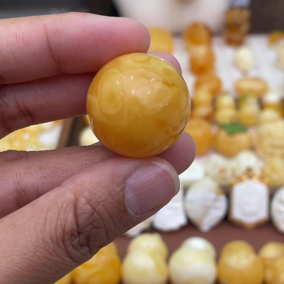 琥珀未镶嵌颈饰焦皮浓蜡橘红白花大尺寸圆珠G141