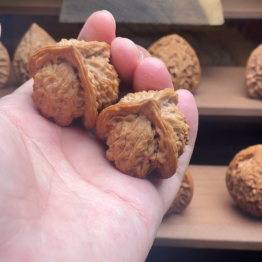 不***翁吊坠文玩核桃盘山