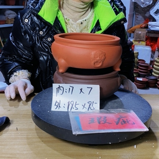 紫砂花盆紫砂花盆