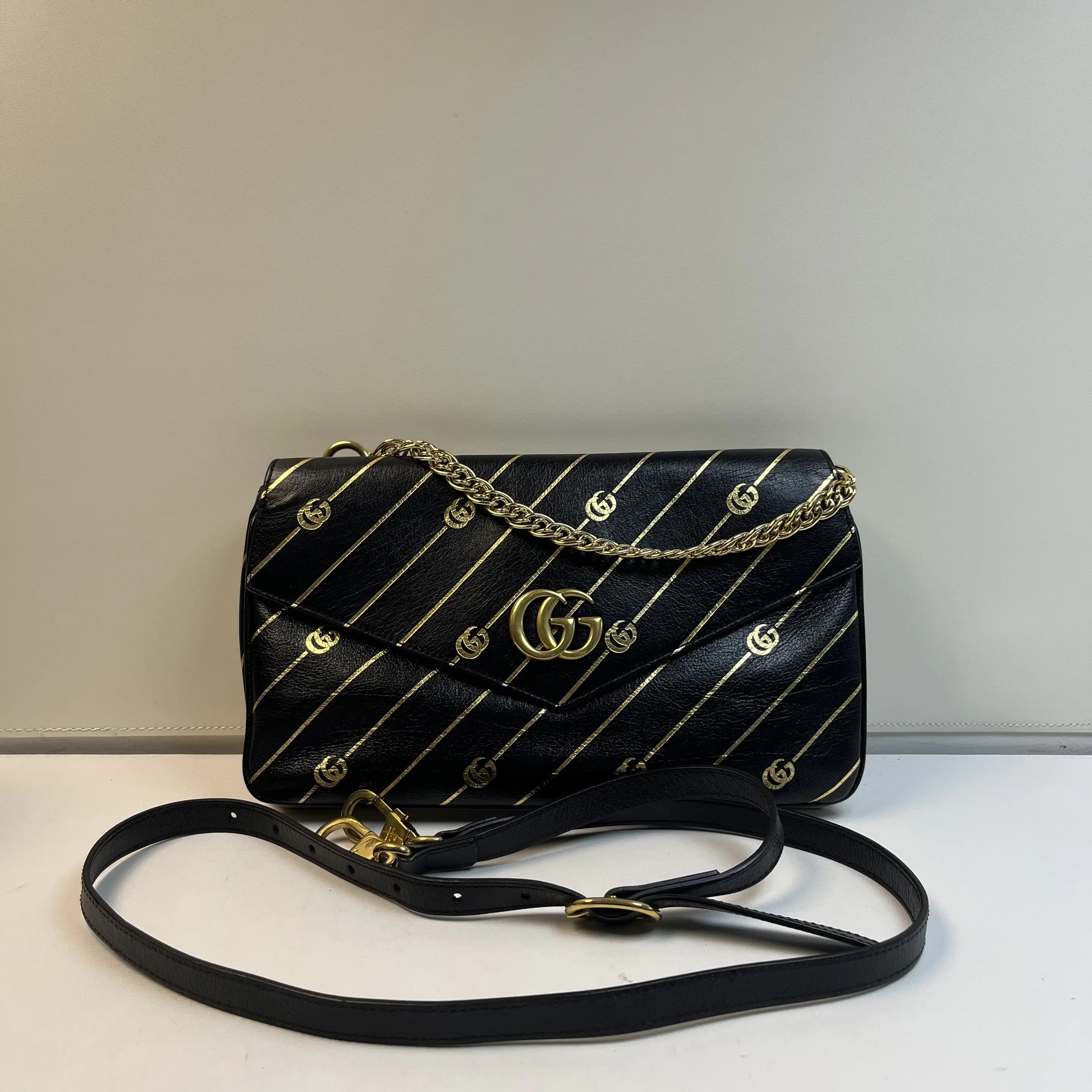 99新 GUCCI/古驰 古驰双面斜挎包  01502