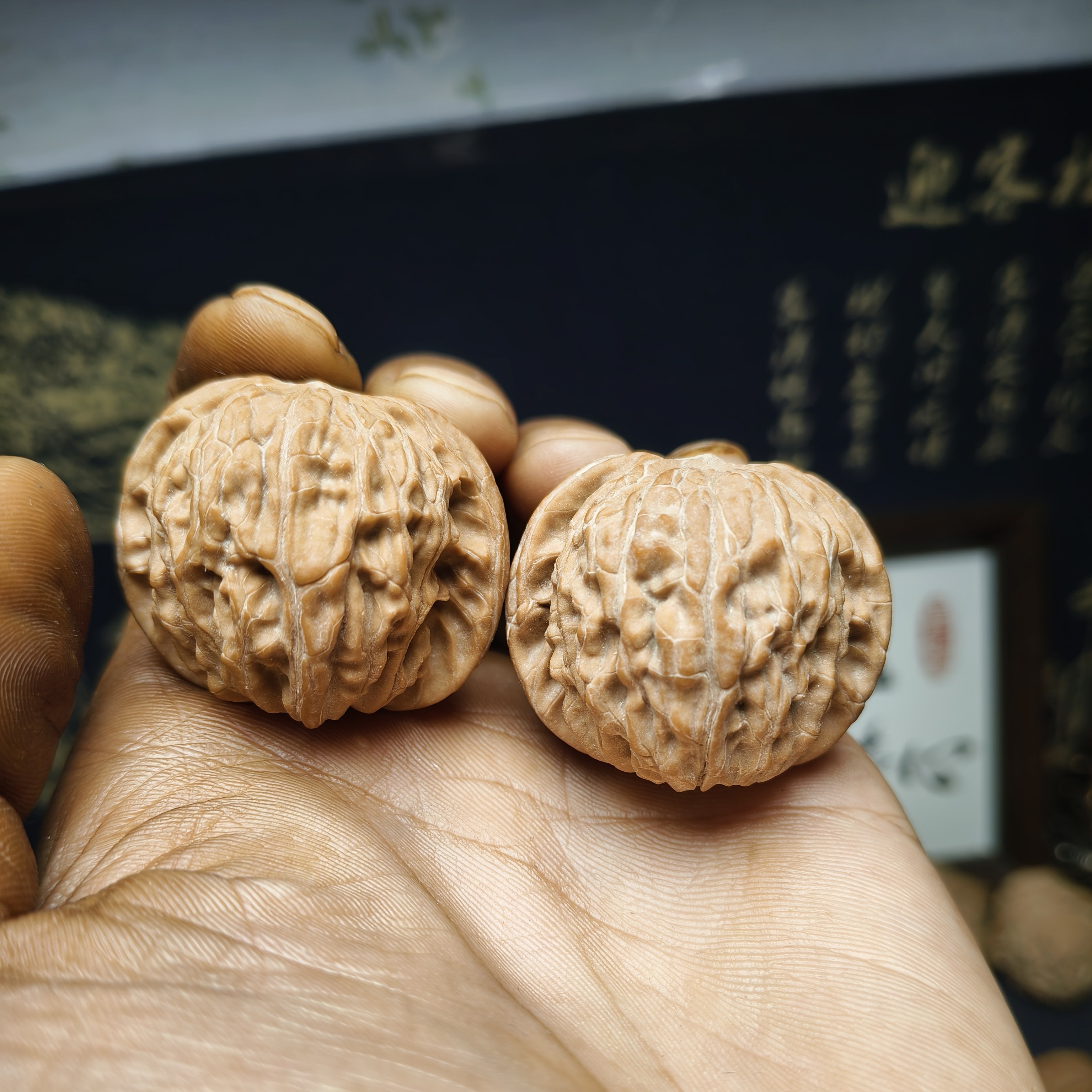 原生态无修文玩核桃磨盘手把玩件青皮三棱