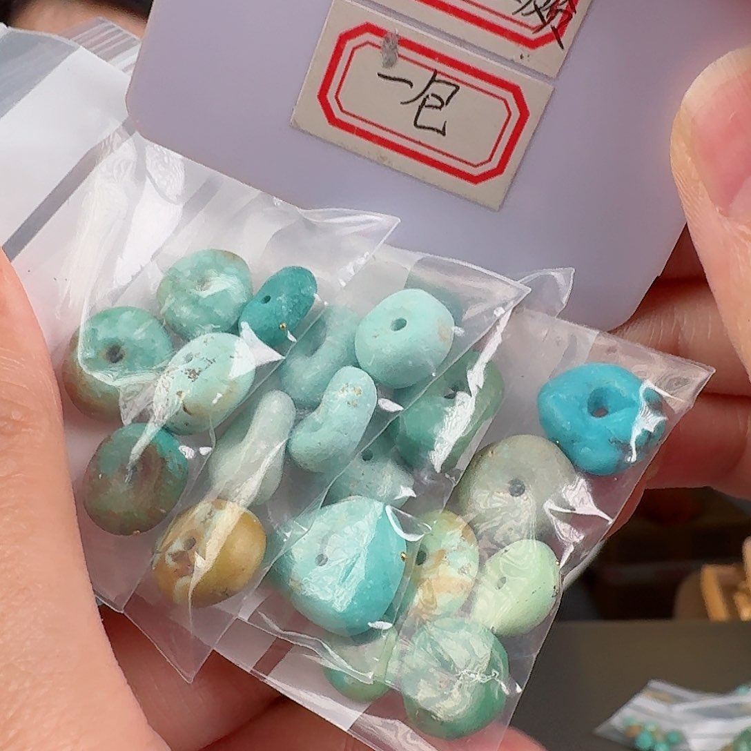 绿松石珠宝奇石未镶嵌