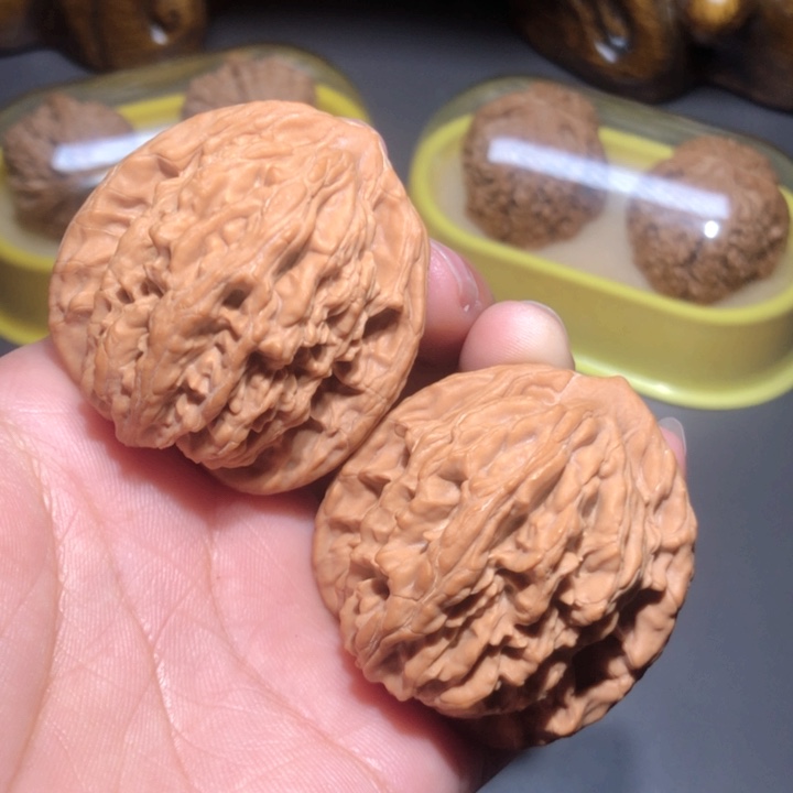 文玩核桃把件43麦虎