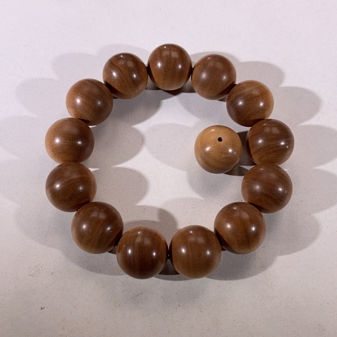 檀香木其他曾*名横纹黑肉顶料1.7大放漏专场