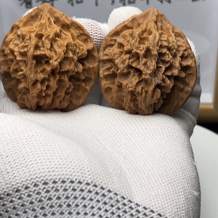 吊坠文玩核桃138帝王43尺